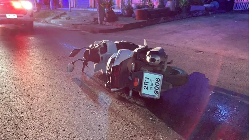 우돈타니 오토바이 사고로 뮤직비디오 배우와 친구 사망