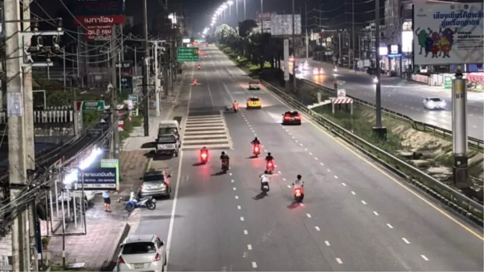 파타야 청소년 폭주족 단속, 10대 바이커들 체포