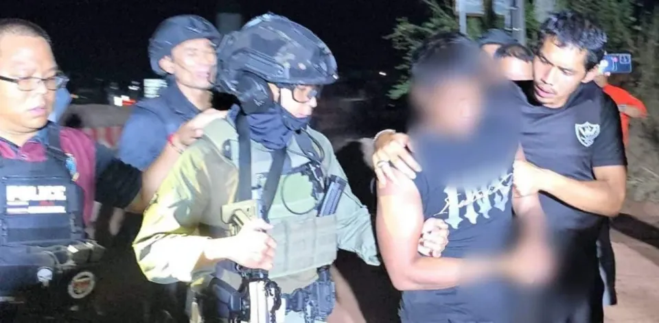 태국 전직 레인저, 라용 주거지역 인근에서 20발 이상 총격