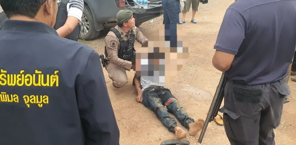 태국 춤폰에서 M16 소총으로 이웃 살해한 남성 체포