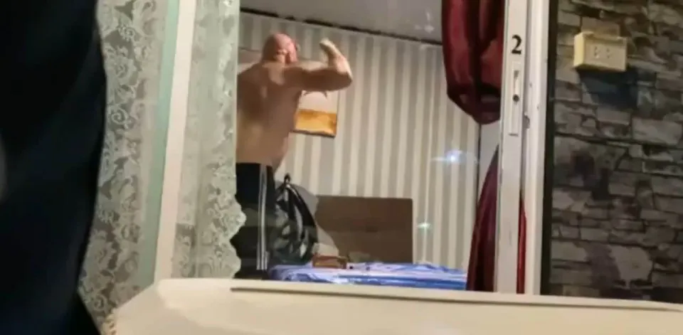 푸켓 폴란드 남성, 호텔서 반복적 살해 위협에 경찰 조치 촉구