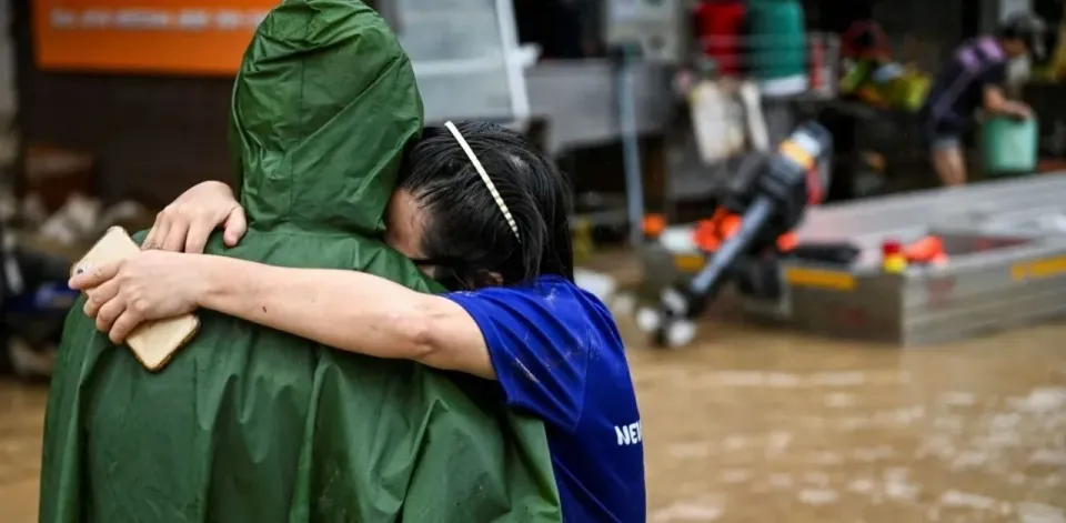 태국 남부 대홍수 사망자 55명 확인, 경찰은 100구 이상 발견