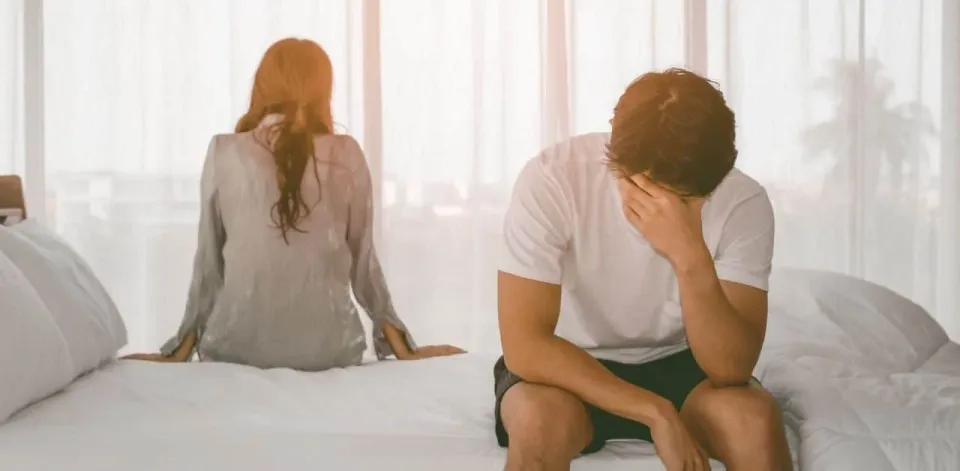 태국 핫야이 홍수로 드러난 말레이시아 은행원의 불륜 스캔들