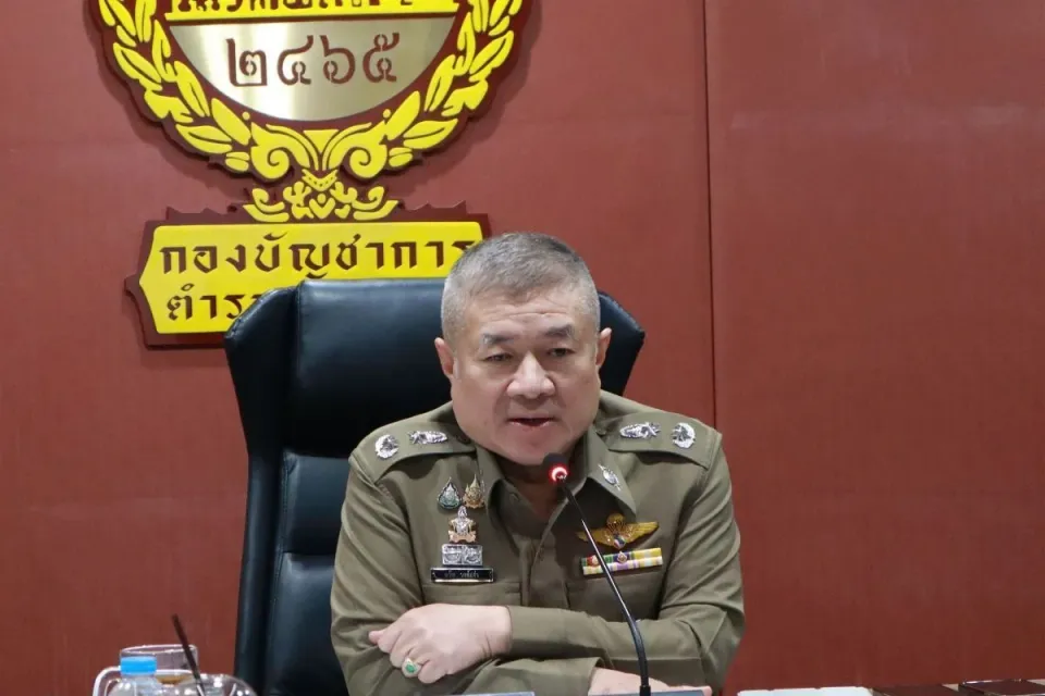 방콕 새해 교통 통제: 드론과 검문소 총동원