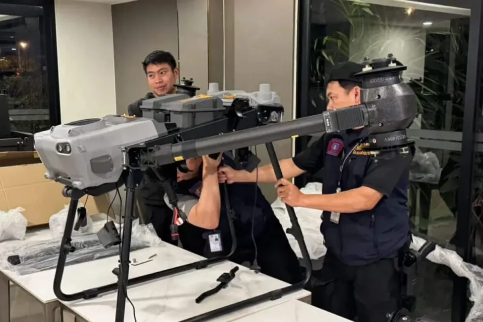 방콕 호텔에서 수완나품 공항 드론 밀수 용의자 4명 체포