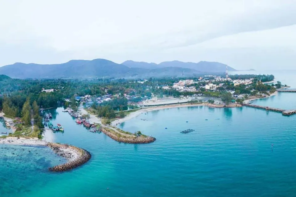 코팡안섬 리조트 급습, 프랑스인과 미얀마 노동자 5명 체포