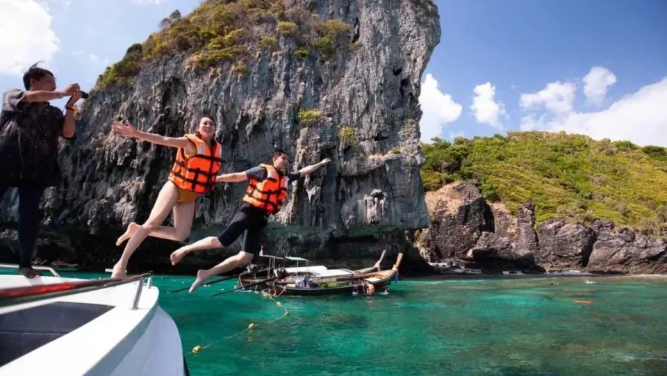 푸켓 해양안전 대폭 강화, 피피섬 충돌사고와 화재 이후 조치
