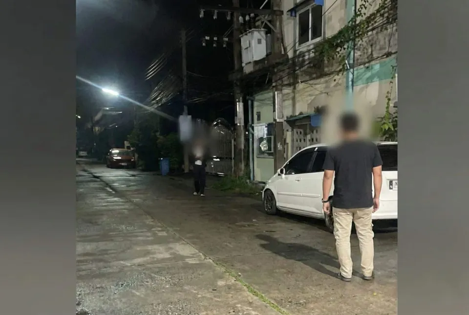 태국 나콘시탐마랏 정비소에서 소음 민원으로 경찰과 주인이 총격전